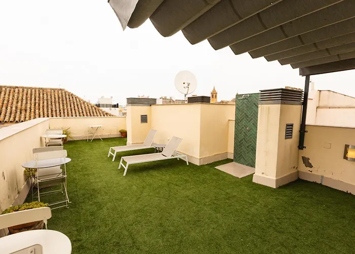 Guzman El Bueno Suites